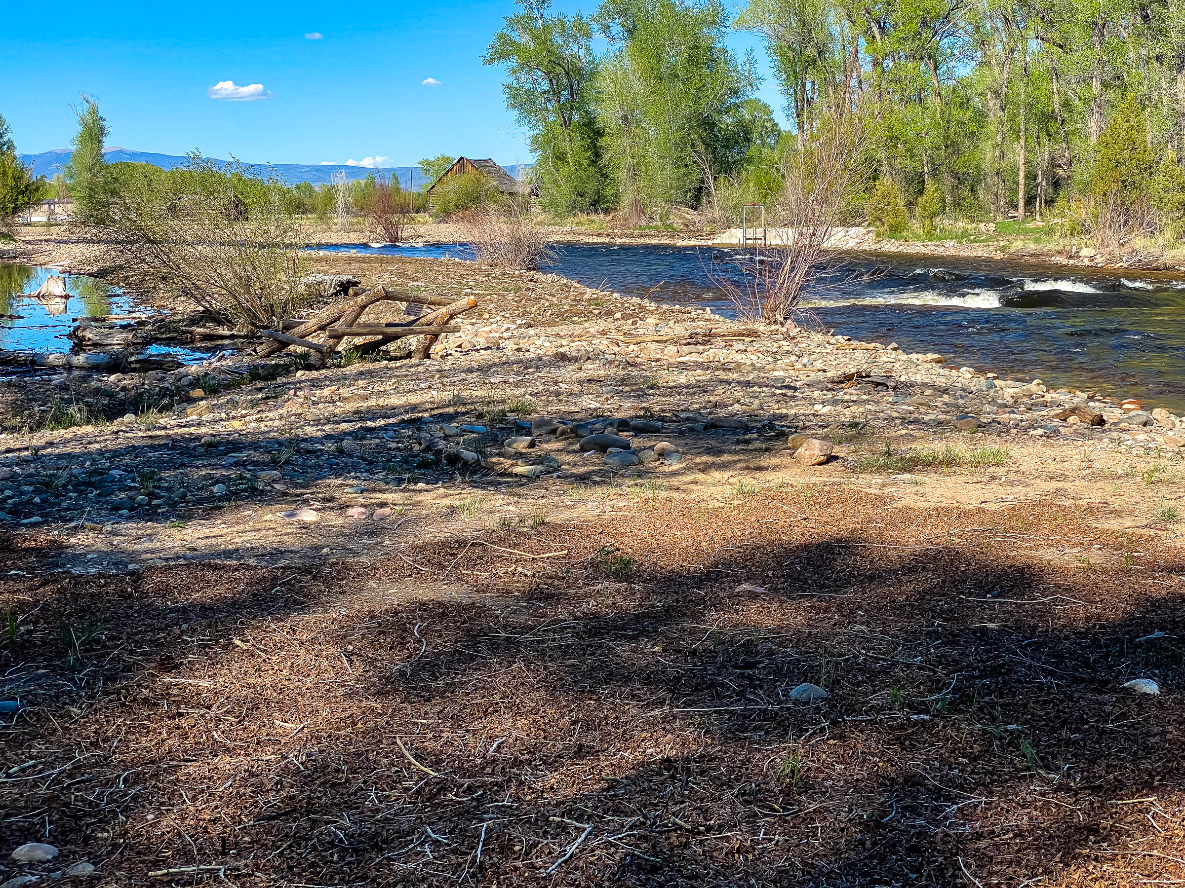 The campsites are right next to the Encampment River