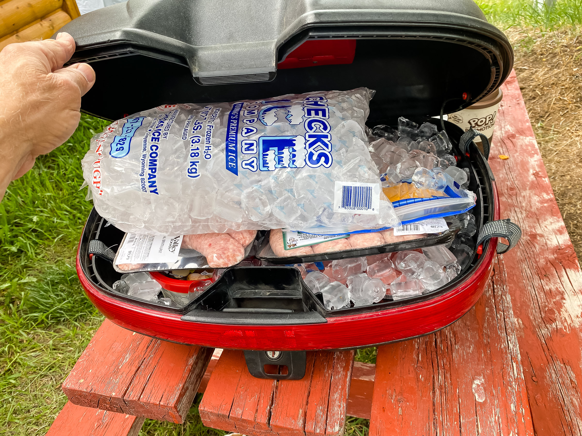 Using a GIVI topcase for a cooler