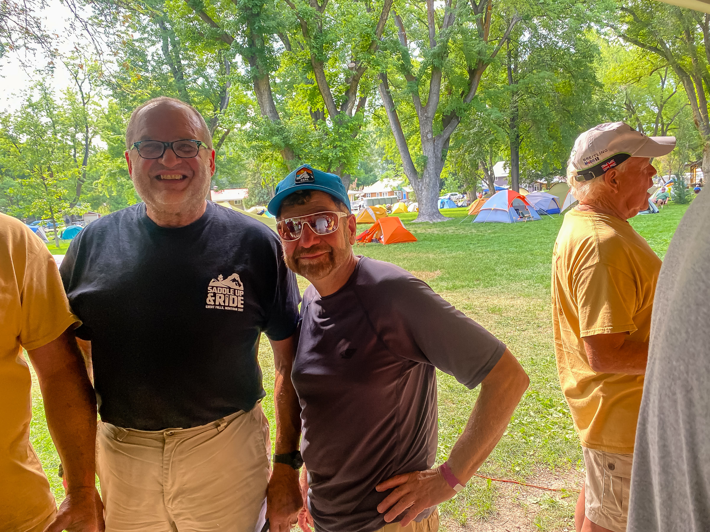 Club happy hour. Mike Szabo and Chuck Kopelson