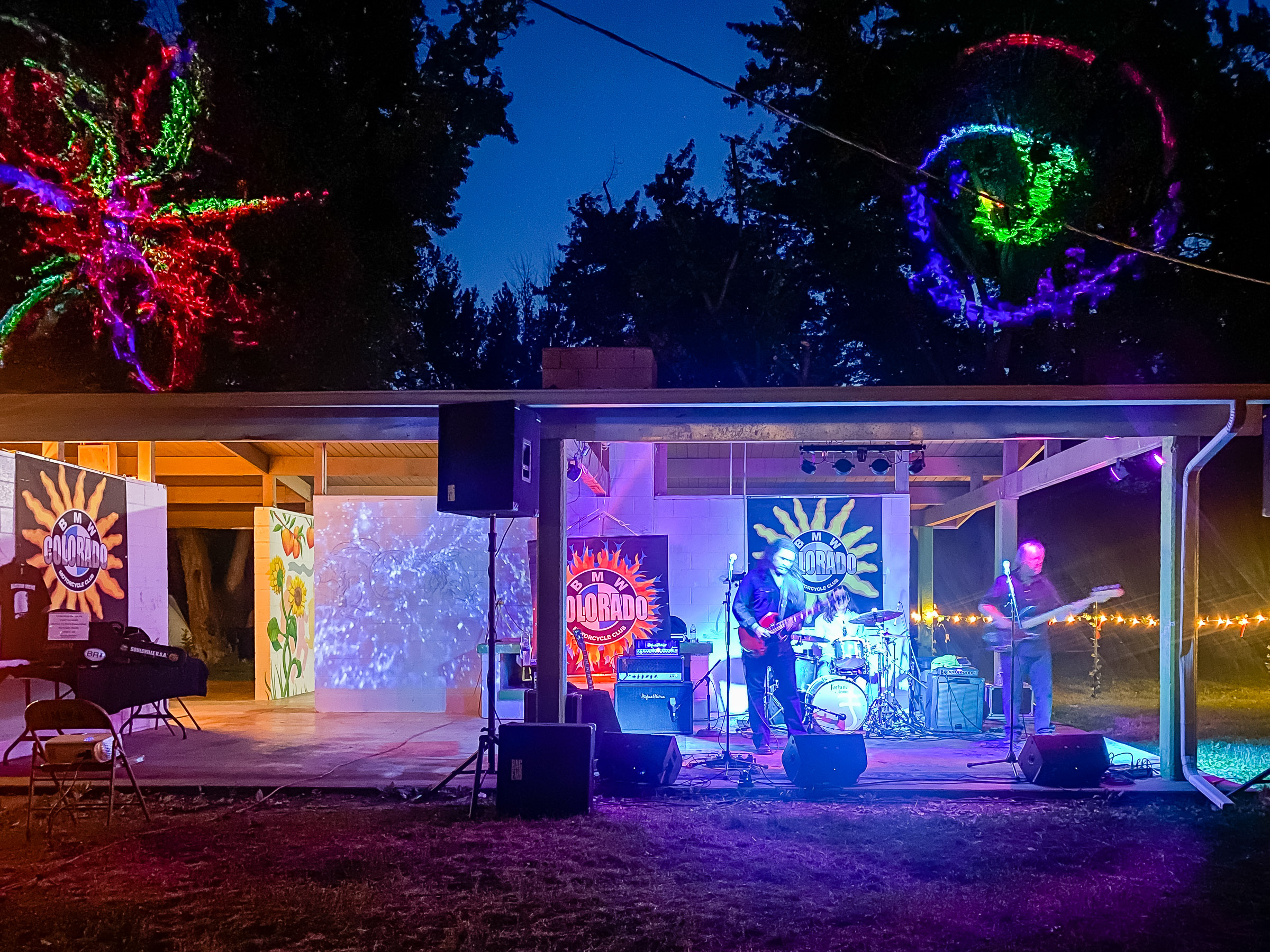 Allistair Green Band and the laser light show